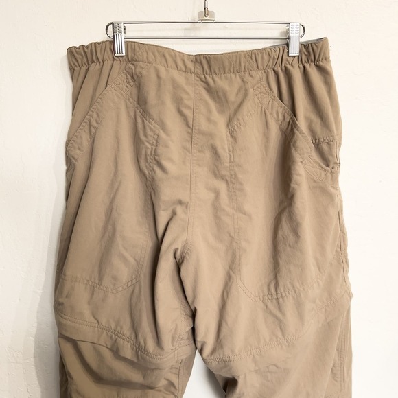 Mountain Hardwear Convertible Shorts Pants Mens Large Tan Khaki Hiking Outdoors - Picture 3 of 10